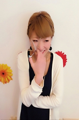 スタイリスト 堤 真子 Hair Labo Aimer 佐賀県 唐津市周辺のヘアサロン 美容室の検索 予約は佐賀 Be